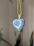 Imagen de piedras energéticas con forma de corazón
