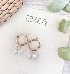 Aros de acero dorado con corazones de cristal - Doblevé Accesorios Mayorista