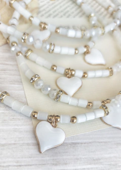 Gargantilla blanca CORAZÓN en internet