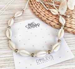 Gargantilla buzios dorada - comprar online