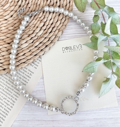 Gargantilla con PERLAS y dije de strass - comprar online