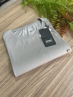 CAMISETA ENZO MILANO - 26501019 na internet
