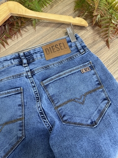 CALÇA JEANS DIESEL - 0928 na internet