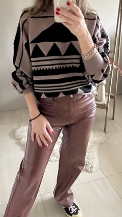 Sweater Town en internet