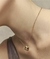 COLAR COM PINGENTE TRIANGULAR VAZADO FACETADO. - comprar online