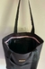 Bolso Totebag Negro Liso (cierre rosa) - comprar online