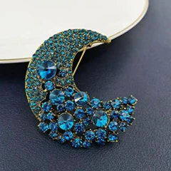 Broche Lua cravejada na internet
