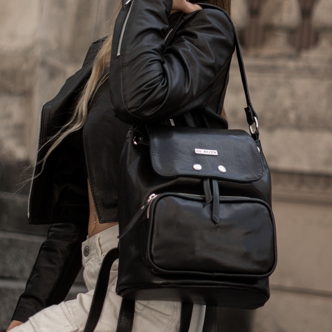 Mochila Cartera de Cuero Negra Capri