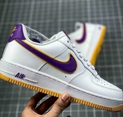 Tênis Nike Air Jordan na internet