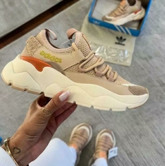 Tênis Adidas Feminino Esportivo - Wetters Multimarcas