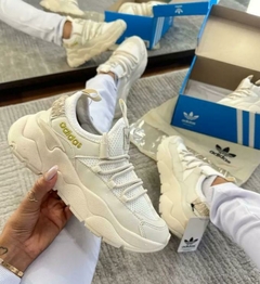 Tênis Adidas Feminino Esportivo