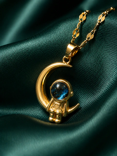 Collar Astronauta Galáctico