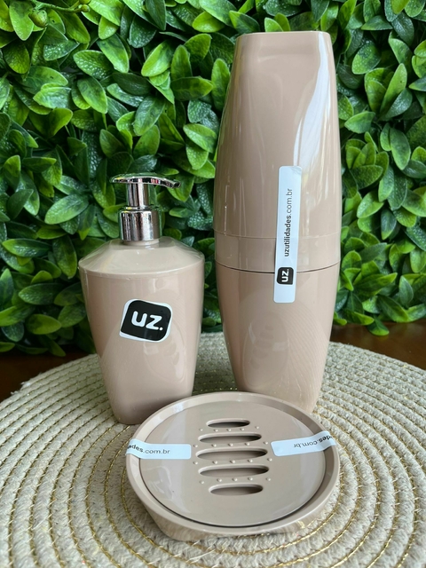 Kit Banheiro UZ Porta Escova + Saboneteira