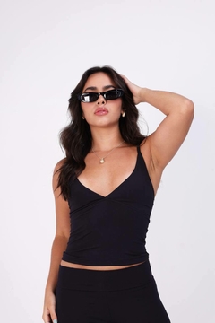 Cropped Catarina - Efeito Silicone na internet