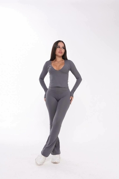 Cropped Antonella - Efeito Silicone na internet