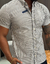 CAMISA MANGA CURTA LISTRADA - Cabide Masculino