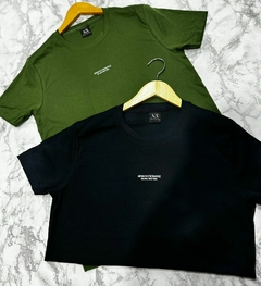 Camiseta básica Armani na internet