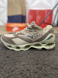 Mizuno pro 8 - Casa Grifes