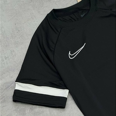Nike Dry-Fit Academy frete grátis - comprar online
