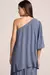 BLUSA ASSIMETRICA EM CREPE - Jéssica Gomes