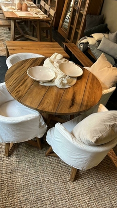 mesa redonda de petirbi - Guazú-Nambí | Muebles y Deco | Nordelta