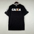 Camisa retrô do Corinthians III na cor roxa, vista de costas, com detalhes em preto e o logo da patrocinadora CAIXA em destaque.