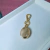 Chaveiro Relicário Oval com Strass