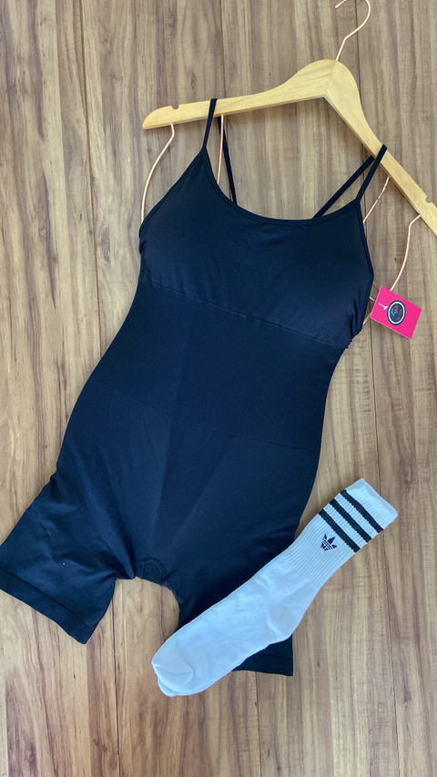 Macaquinho costas aberta