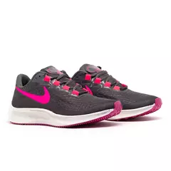 Tênis Feminino Nike Pegasus 37 - comprar online