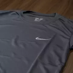 Camisa Dri-Fit Esportiva Masculina Nike
