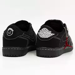 Tênis Nike Air Jordan Travis Scott na internet