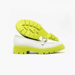 Sapato Feminino Mocassim Tratorado Moleca - loja online
