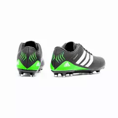 Chuteira Campo Adidas Predator - comprar online