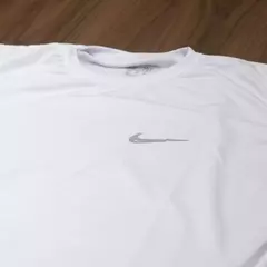 Camisa Dri-Fit Esportiva Masculina Nike na internet