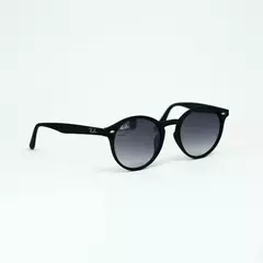 Óculos Rayban na internet