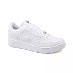 Tênis Nike Air Force 1 na internet