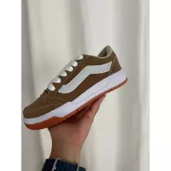 Tênis Vans Hylane