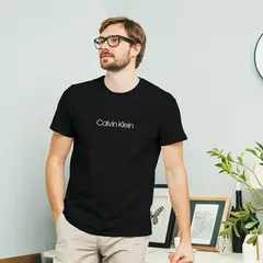 Camisa Calvin Klein Logo Writing na internet