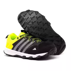 Tênis Adidas Kanadia Tr7 na internet
