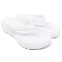 Chinelo Feminino Nuvem Mel na internet