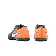 Chuteira Futsal Nike Flyknit na internet