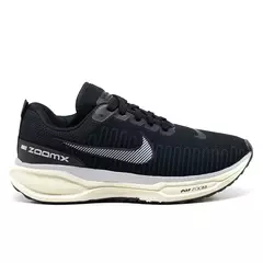 Tênis Masculino Nike Air ZoomX na internet