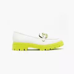 Sapato Feminino Mocassim Tratorado Moleca - comprar online