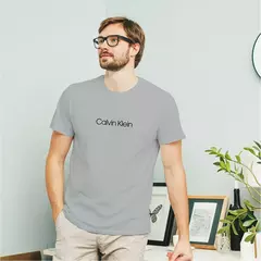 Imagem do Camisa Calvin Klein Logo Writing
