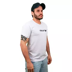 Camiseta Emporio Armani Premium na internet