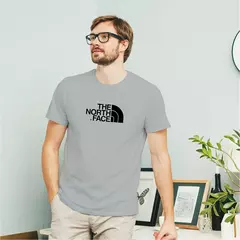 Camisa The North Face Front Logo na internet