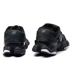 Tênis New Balance 9060 Abzorb na internet