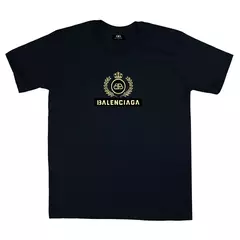 Camiseta Plus Size Balenciaga Premium na internet