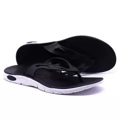 Imagem do Chinelo Masculino Dedo Okle