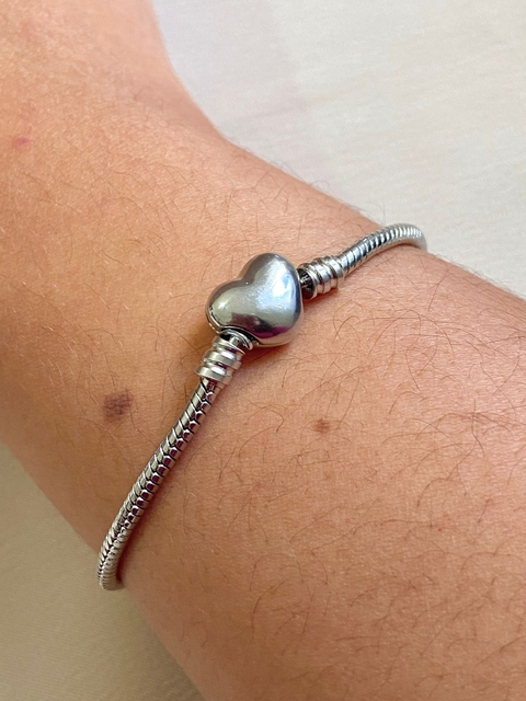 PULSEIRA MODELO PANDORA FECHO CORAÇÃO M